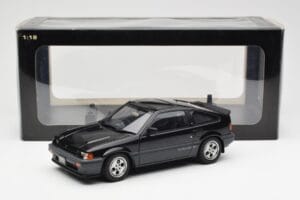 Honda CR-X Si Ballade Sport Noir AUTOart 1:18 73261 Métal Moulé — image 8 sur 8
