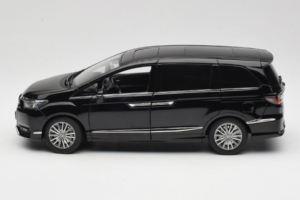 Honda Elysion Bleu Foncé OEM 1:18 26701 Métal Moulé — image 4 sur 8