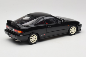 Honda Integra Type R DC2 Pre-Facelift Flamenco Black Pearl MotorHelix 1:18 M85203 Métal Moulé — image 3 sur 8