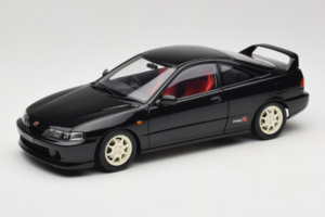 Honda Integra Type R DC2 Pre-Facelift Flamenco Black Pearl MotorHelix 1:18 M85203 Métal Moulé