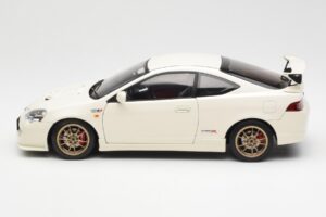 Honda Integra DC5 Type R Mugen Blanc AUTOart 1:18 73251 Métal Moulé — image 4 sur 8