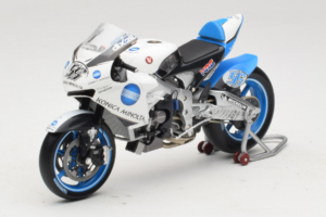 Honda RC212V #56 S. Nakano Konica Minolta Honda MotoGP 2007 Minichamps 1:18 112071056 Métal Moulé — image 2 sur 6