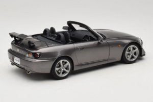 Honda S2000 AP2 Type S Moon Rock Metallic MotorHelix 1:18 M85111 Métal Moulé — image 4 sur 9
