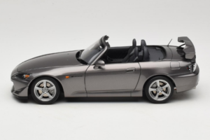Honda S2000 AP2 Type S Moon Rock Metallic MotorHelix 1:18 M85111 Métal Moulé — image 5 sur 9