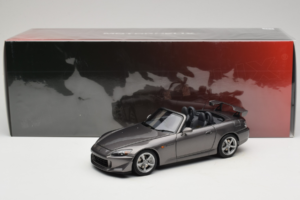 Honda S2000 AP2 Type S Moon Rock Metallic MotorHelix 1:18 M85111 Métal Moulé — image 9 sur 9