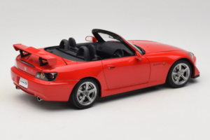 Honda S2000 AP2 Type S New Formula Red MotorHelix 1:18 M85112 Métal Moulé — image 4 sur 9