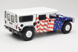Hummer H1 AM General Gore-Lieberman Humvee America Exoto 1:18 1807 Métal Moulé — image 3 sur 8
