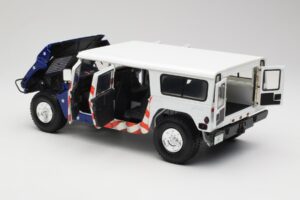 Hummer H1 AM General Gore-Lieberman Humvee America Exoto 1:18 1807 Métal Moulé — image 5 sur 8