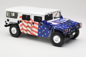 Hummer H1 AM General Gore-Lieberman Humvee America Exoto 1:18 1807 Métal Moulé — image 6 sur 8