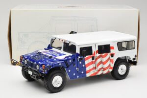 Hummer H1 AM General Gore-Lieberman Humvee America Exoto 1:18 1807 Métal Moulé — image 8 sur 8