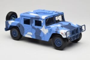 Hummer H1 Humvee Bleu & Blanc Motormax 1:18 73157 Métal Moulé — image 6 sur 8