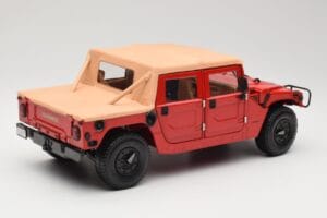 Hummer H1 Soft Top Rouge Exoto 1:18 01805 Métal Moulé — image 3 sur 8