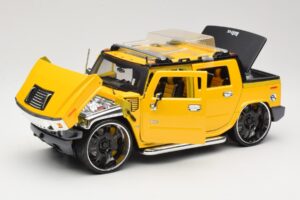 Hummer H2 SUT Concept Jaune Maisto 1:18 31067 Métal Moulé — image 2 sur 8