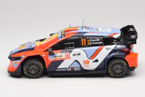 Hyundai i20 N Rally1 #11 T. Neuville / M. Wydaeghe Rally Japan WRC World Champion 2024 IXO 1:18 18RMC228 Métal Moulé — image 3 sur 6