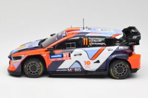 Hyundai i20 N Rally1 #11 T. Neuville / M. Wydaeghe Rally Sweden 2024 IXO 1:18 18RMC201 Métal Moulé — image 3 sur 6