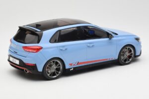 Hyundai i30 N Bleu Clair MCG 1:18 MCG18503 Métal Moulé — image 2 sur 6