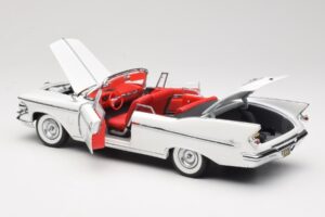 Imperial Crown Cabriolet Blanc Road Signature 1:18 20138 Métal Moulé — image 5 sur 8