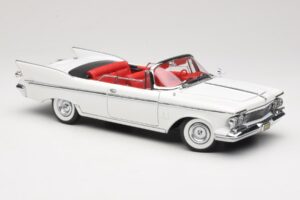 Imperial Crown Cabriolet Blanc Road Signature 1:18 20138 Métal Moulé — image 6 sur 8