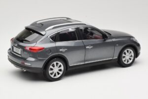 Infiniti EX25 J50 Grey Metallic Paudi 1:18 81L0049 Métal Moulé — image 3 sur 8