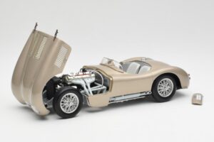 Jaguar C-Type Bronze AUTOart 1:18 73502 Métal Moulé — image 2 sur 8