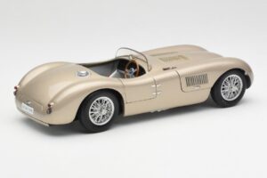 Jaguar C-Type Bronze AUTOart 1:18 73502 Métal Moulé — image 3 sur 8
