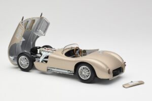 Jaguar C-Type Bronze AUTOart 1:18 73502 Métal Moulé — image 5 sur 8