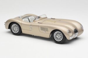 Jaguar C-Type Bronze AUTOart 1:18 73502 Métal Moulé — image 6 sur 8