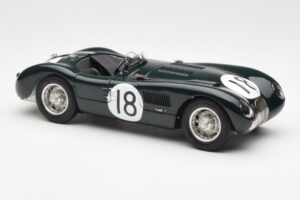 Jaguar C-Type #18 T. Rolt / D. Hamilton 24 Hours of Le Mans Winner 1953 CMC 1:18 M-195 Métal Moulé — image 4 sur 6
