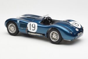 Jaguar C-Type #19 J. Stewart Ecurie Ecosse Goodwood Members Meeting 1954 CMC 1:18 M-192 Métal Moulé — image 5 sur 6