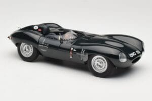 Jaguar D-Type Short Nose Vert AUTOart 1:18 73561 Métal Moulé — image 4 sur 6