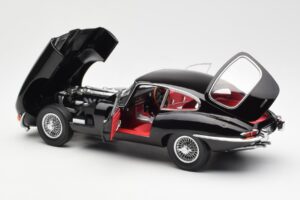 Jaguar E-Type 3.8 Series 1 Noir Kyosho 1:18 08954BK Métal Moulé — image 5 sur 8