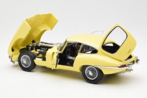 Jaguar E-Type 3.8 Series 1 Jaune Clair Kyosho 1:18 08954LY Métal Moulé — image 5 sur 8