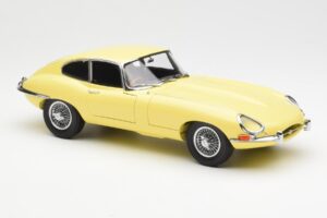Jaguar E-Type 3.8 Series 1 Jaune Clair Kyosho 1:18 08954LY Métal Moulé — image 6 sur 8