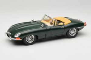 Jaguar E-Type Cabriolet Vert Bburago 1:18 3026 Métal Moulé