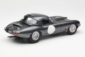 Jaguar E-Type Series 1 Coupe Lightweight Gris Foncé AUTOart 1:18 73647 Métal Moulé — image 3 sur 8