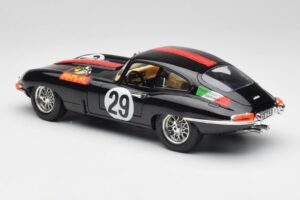 Jaguar E-Type #29 Noir Bburago 1:18 3018-M4 Métal Moulé — image 7 sur 8