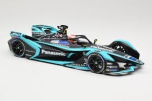 Jaguar I-Type 3 Panasonic Jaguar Racing #3 N. Piquet Jr. Formula E Season 5 2019 Minichamps 1:18 114180003 Métal Moulé — image 4 sur 6