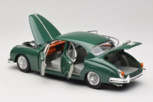 Jaguar Mark II Vert Tchibo 1:18 49420 Métal Moulé — image 5 sur 8