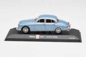 Jaguar Mk II Blue Metallic Minichamps 1:43 433130604 Métal Moulé