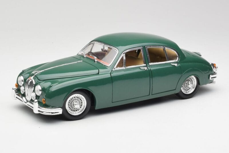 Jaguar Mk II British Racing Vert Maisto 1:18 50287 Métal Moulé