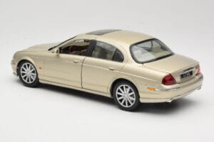 Jaguar S-Type X200 Bronze Maisto 1:18 50332 Métal Moulé — image 7 sur 8