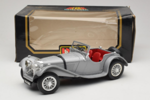 Jaguar SS100 Argent Bburago 1:18 3006-M2 Métal Moulé — image 6 sur 6