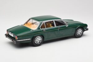 Jaguar XJ Series III Vert Foncé MCG 1:18 MCG18175 Métal Moulé — image 2 sur 6
