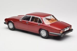 Jaguar XJ Series III Metallic Dark Red MCG 1:18 MCG18176 Métal Moulé — image 5 sur 6