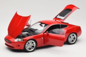 Jaguar XK X150 Rouge Minichamps 1:18 150130503 Métal Moulé — image 2 sur 8