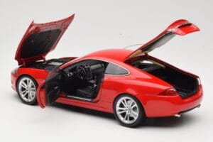 Jaguar XK X150 Rouge Minichamps 1:18 150130503 Métal Moulé — image 5 sur 8
