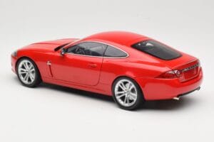 Jaguar XK X150 Rouge Minichamps 1:18 150130503 Métal Moulé — image 7 sur 8
