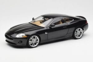 Jaguar XK-R X150 Midnight Noir AUTOart 1:18 73632 Métal Moulé
