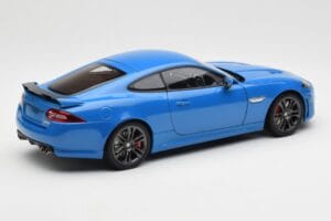 Jaguar XKR-S X150 French Racing Bleu AUTOart 1:18 73641 Métal Moulé — image 3 sur 8