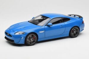 Jaguar XKR-S X150 French Racing Bleu AUTOart 1:18 73641 Métal Moulé